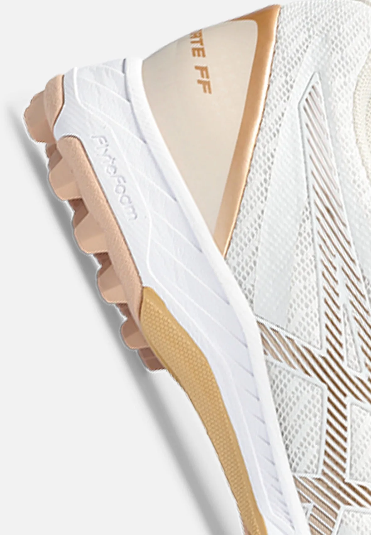 Asics Field Ultimate FF 2 Womens - White/Champagne