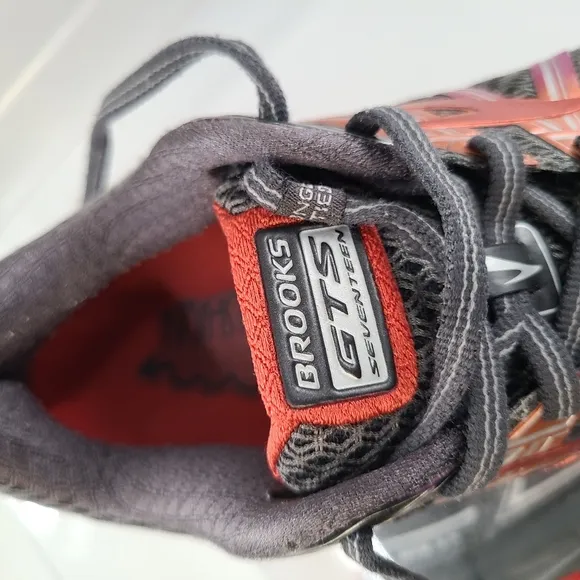 Brooks Womens‎ GTS 17 1202311D044 Gray Orange Running Shoes Lace Up Size 9 D