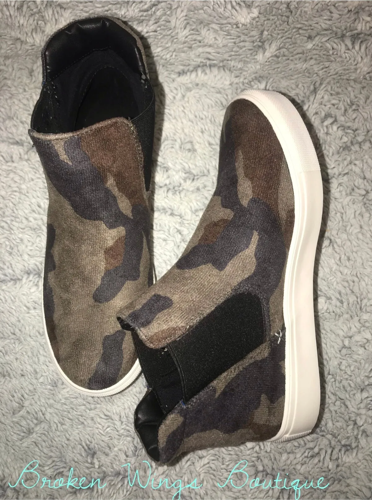 CAMO SHOES