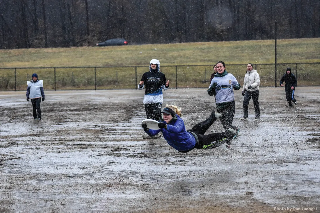 Friction Ultimate Frisbee Gloves