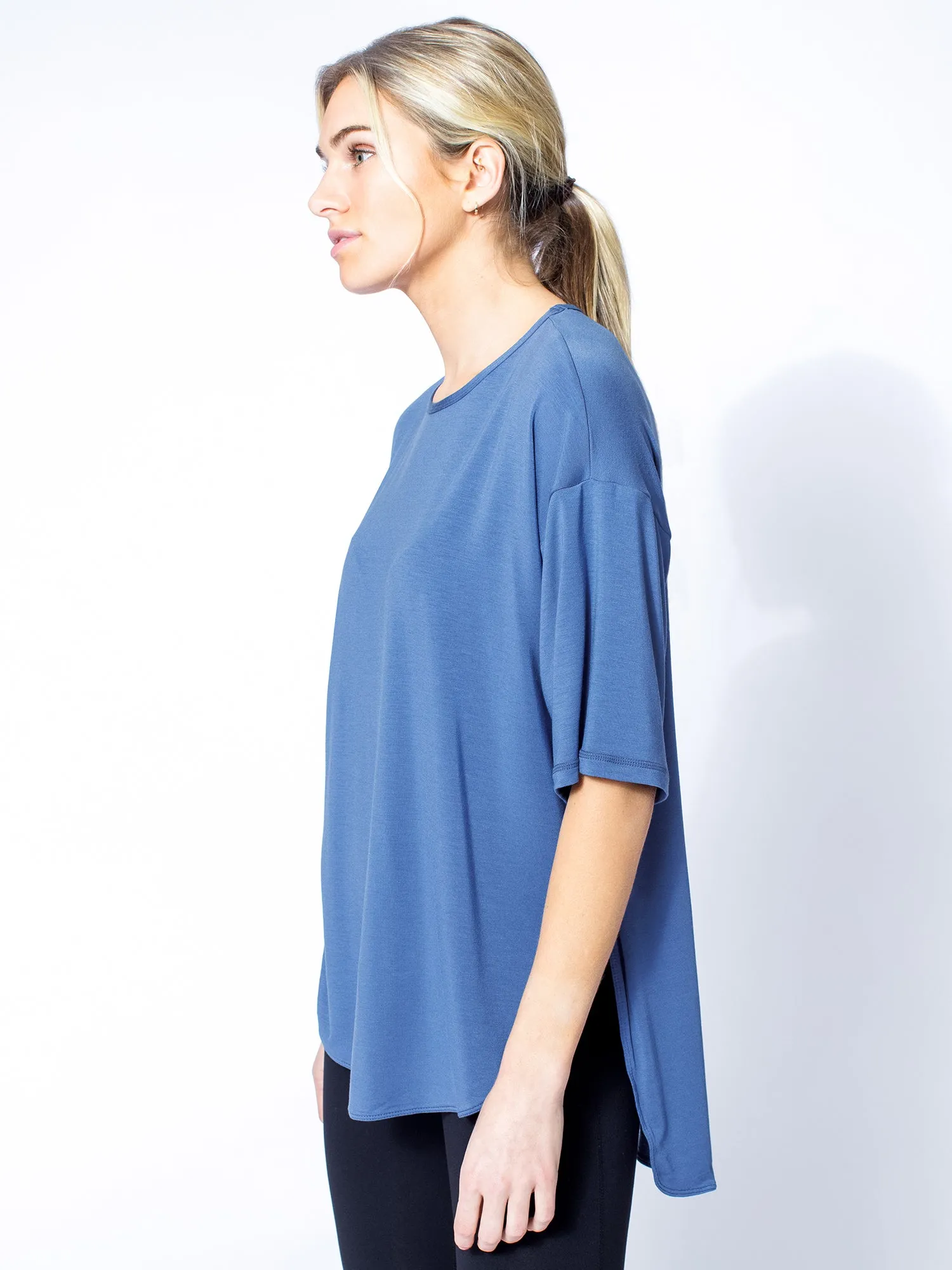 HIGH SPLIT OVERSIZE TEE