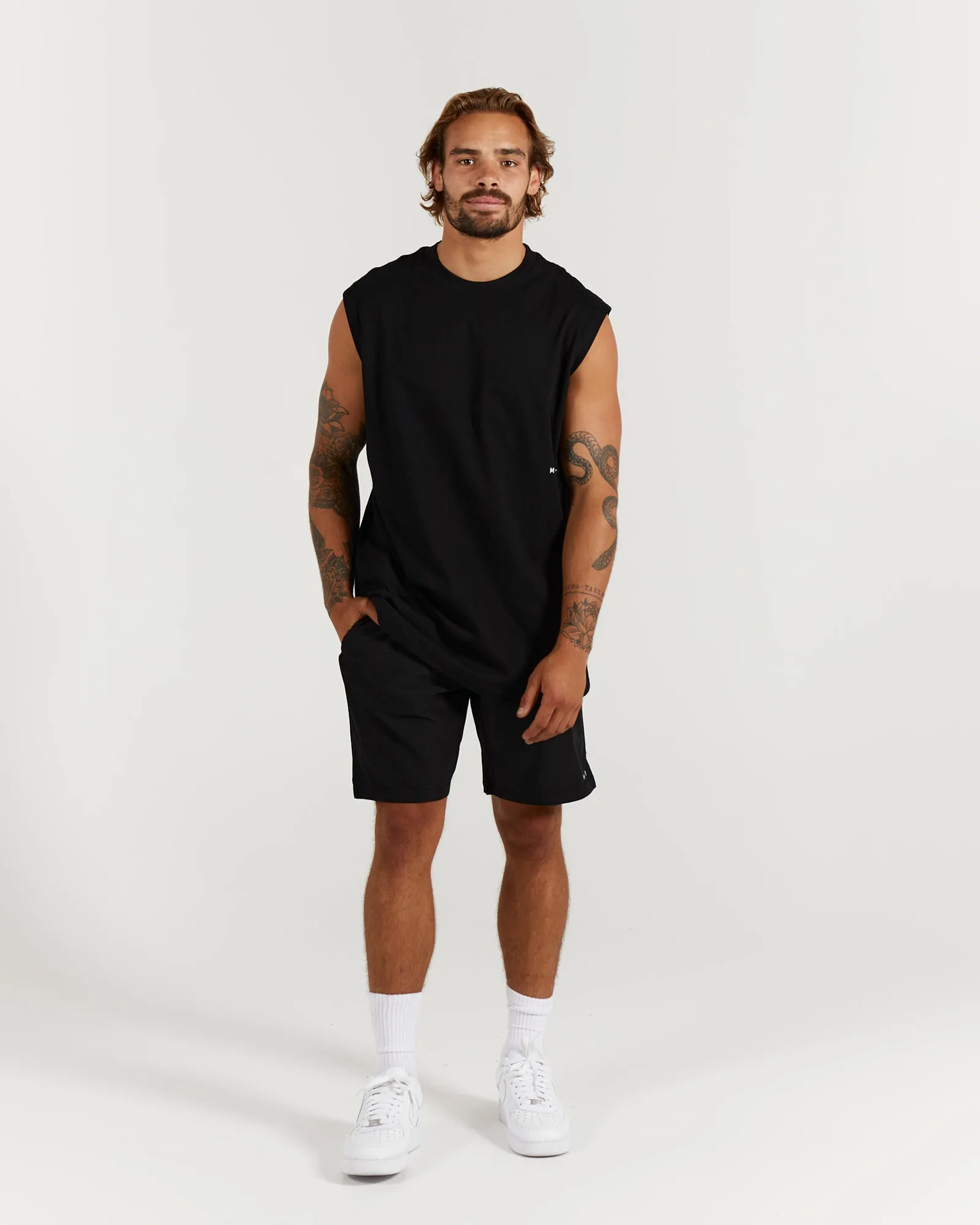 LIGHTWEIGHT OVERSIZED TANK - BLACK
