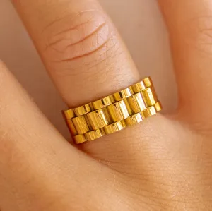 Lineage Ring