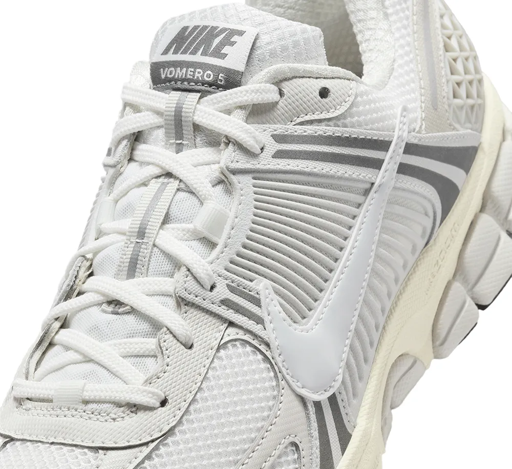 Nike Zoom Vomero 5 SE