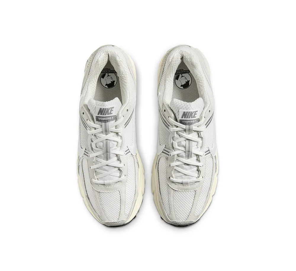 Nike Zoom Vomero 5 SE