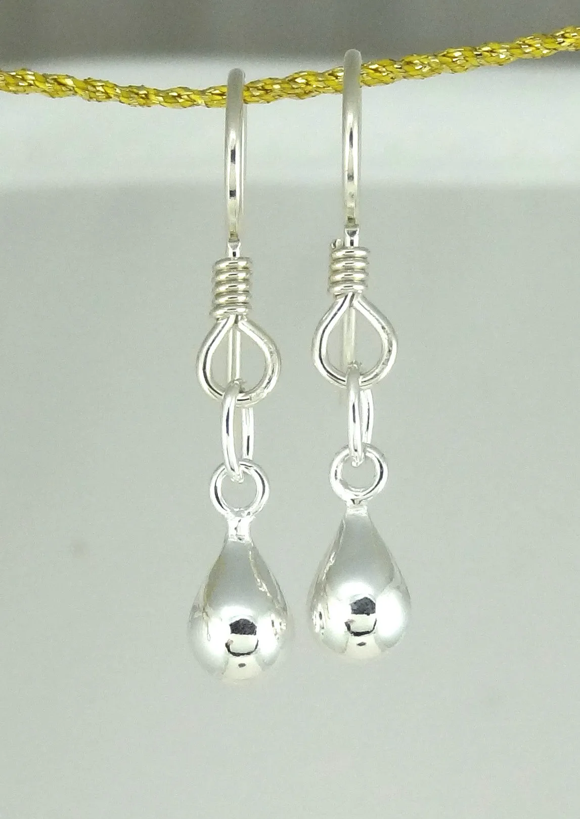 Sterling Silver Simple Teardrop Earrings