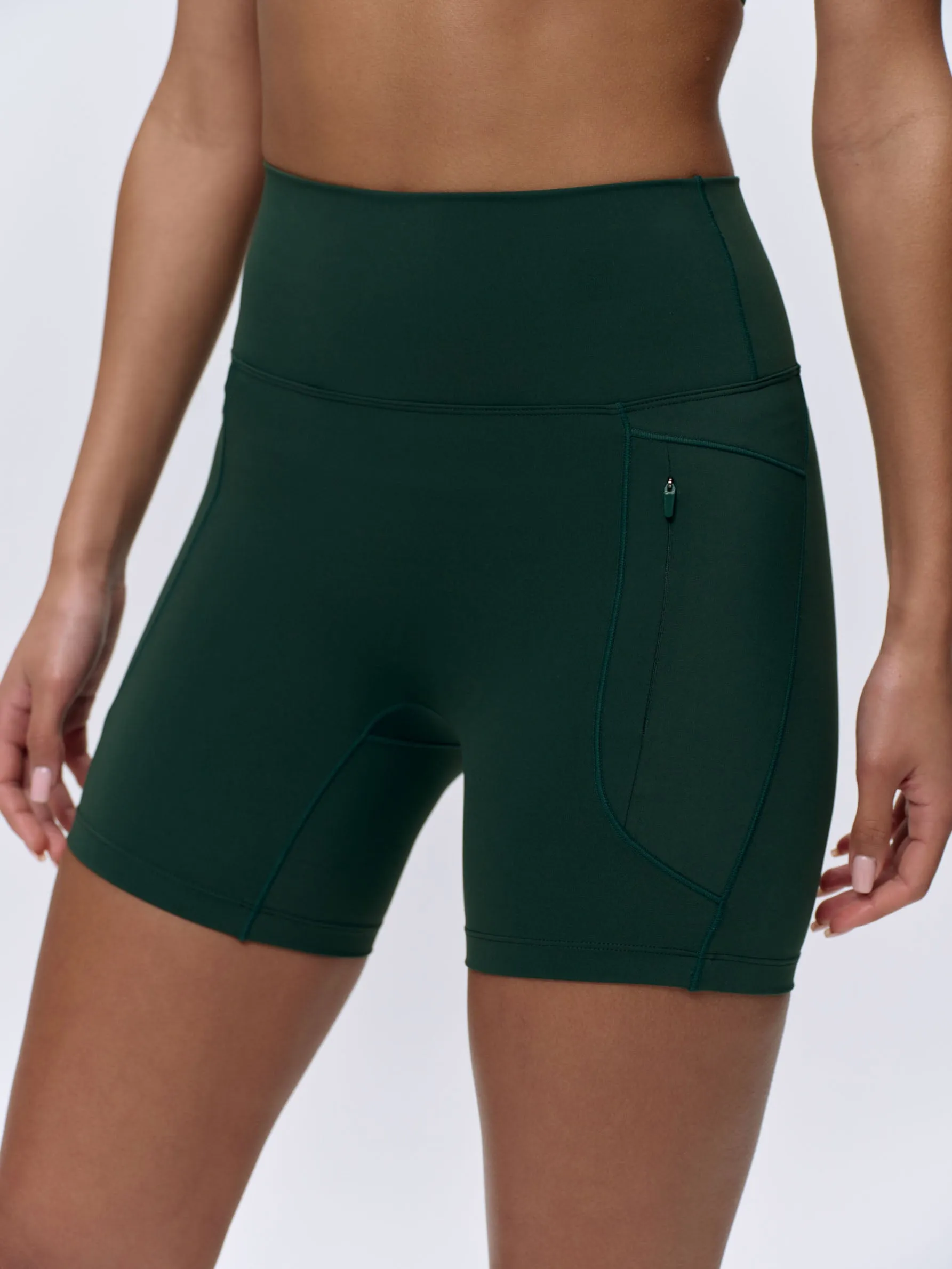 Ultimate Ultra Crop Pocket Shorts - Pine Green