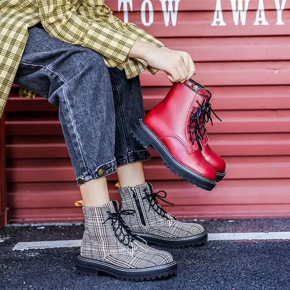Women's Chic British Style Leather Martin Boots
