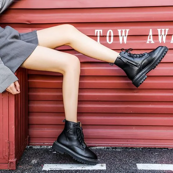 Women's Chic British Style Leather Martin Boots