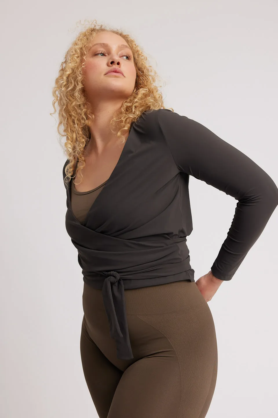 Wrap Tee Valencia - almost black